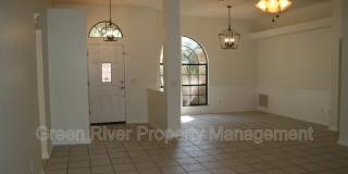 6106 Pine Avenue Gallery 3