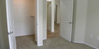 Watermarke Condo 1bed 1 bath Gallery 17