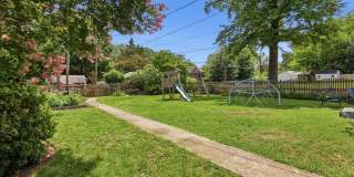 Heart of Woodland Heights just blocks from JRPS, Renovated 2BR / 1.5BA home with gardens Gallery 29