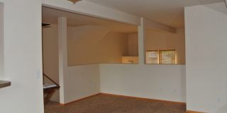 Corvallis Comfort & Convenience: Spacious 3-bedroom, 2.5 bath  Townhome Gallery 9