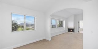 2 Crystalglen Gallery 32