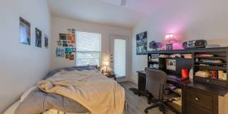 3 Bed / 2 Bath — 3 Balconies + 2 Free Parking Spots — $3,300/mo Gallery 11