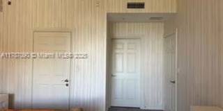3001 Northeast 185th Street Gallery 47