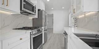 10848 Huston Street Gallery 7