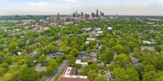 Rare Top-Floor Loft in Elizabeth with 22’ Ceilings, Gated Parking and Walkable Dining Gallery 23