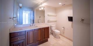 20201 E Country Club Dr Gallery 50