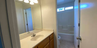 Large Four Bed, Three Bath Home with a Pool Gallery 21