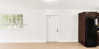 13 S Royal Poinciana Blvd Gallery 5