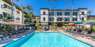 The Plaza at Sherman Oaks Gallery 19