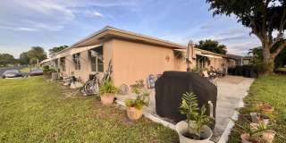 1252 Club Drive W Gallery 23
