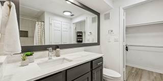 NEO at Midtown Apartments Gallery 15