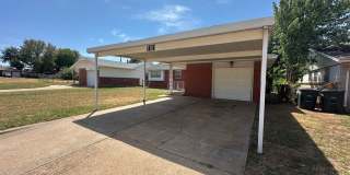 3 bed, 1 1/2 bath, 1 car garage Gallery 14