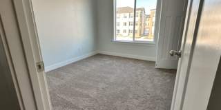 Gorgeous Condo! Gallery 16