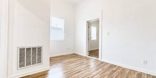 433 Homer Street - 1 Gallery 5