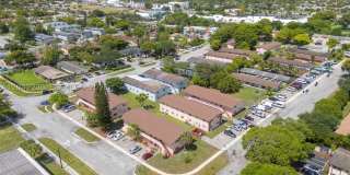 7481 SW 10th Ct Gallery 1