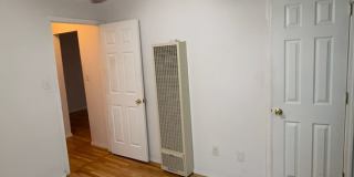 1521 Gold Gallery 14