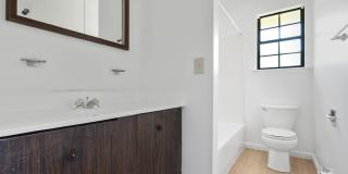 Brook Bridge Apartments Gallery 16