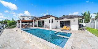 740 NE 36th Street Gallery 30