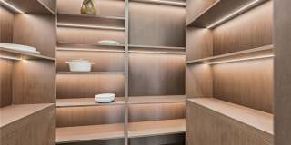 4900 Valjean Gallery 15