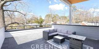 2785 Memorial Drive SE Gallery 54
