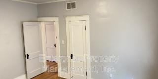 414 N Willet St Gallery 24