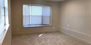 1820 PIMMIT Drive Gallery 6