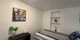 Affordable Private Guy Room in Avenues/University Area - Main Floor Affordable Private Guy Room in Avenues/University Area - Main Floor Gallery 6