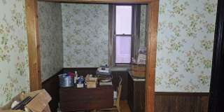 2424 Broadway St Gallery 13