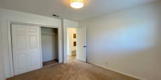 Hidden 4 Bed 2 Bath Gem in South Austin! Gallery 8