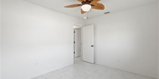 1446 SE 13th Street Gallery 24
