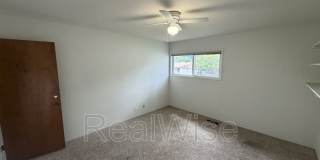 710 NW Midland Ave Gallery 32