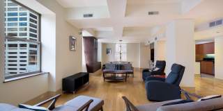 1737 CHESTNUT Street Gallery 15