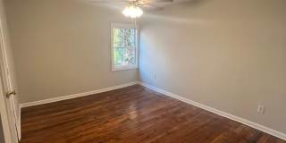 Charming Historic Duplex In the Heart if Savannah's Historic District Gallery 14