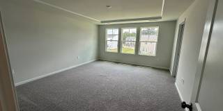 Room in 3 Bedroom Home at Arkose Dr Gallery 8