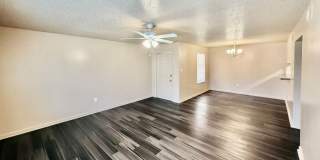 Three Bedroom Apartment with Spacious Dining and Living Area Gallery 1