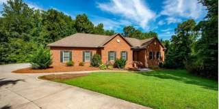 123 Pleasant Drive Gallery 1