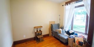 Charming & Spacious Main-Level Apartment Near Downtown Gallery 6