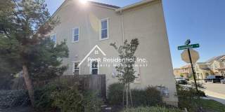 Beautiful 4 bedroom 3 bathroom home is located in Rocklin! Gallery 6