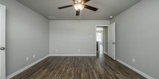 525 Fallbrook Dr Gallery 23