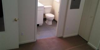(560) 21st Street Duplex - 2 Bedroom / 2 Bathroom Gallery 12