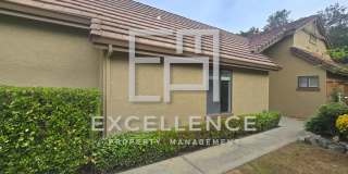 In the Villages 55+ Gated Community, 2/2+ Office, 1900+Sf, Deck, Views, Golf Course and Much More Gallery 3