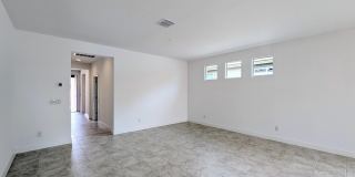 10163 W AMELIA Avenue Gallery 32