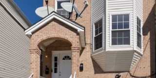 239 Bond St Unit 2 239 Bond St Unit 2 Gallery 1