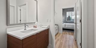 Luna at Viera Gallery 33