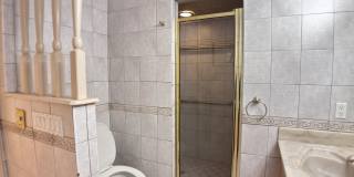 4719 FRANKFORT Avenue Gallery 32