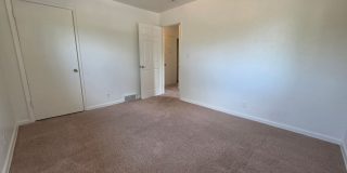 *AVAILABLE NOW* 3 Bedroom in Martin Acres, Huge Yard Gallery 15