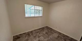 **APPLICATION RECEIVED** *MOVE IN SPECIAL* Tucked Away on a Cul-de-Sac | 3-Bedroom San Antonio Home! Gallery 21