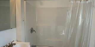 AVAILABLE AUGUST 2026 - 1 Bedroom Home w/ Spacious Living! Gallery 7