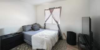 7648 Jimson Avenue Gallery 24