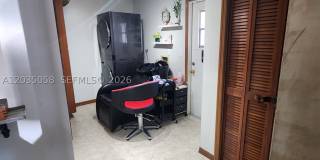 6101 Palmetto Dr Gallery 44